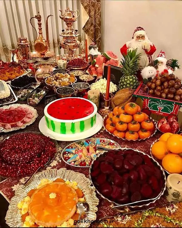 تصویر مرتبط با ایدههای ساده و شیک برای تزیین میز شب یلدا
