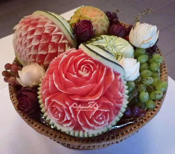 تصویر مرتبط با ایدههای جذاب و جدید تزیین هندوانه برای شب یلدا