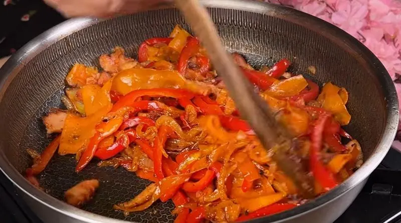 تصویر مرتبط با روش تهیه سیرابی سفید و بدون بو با طعمی متفاوت و نرم