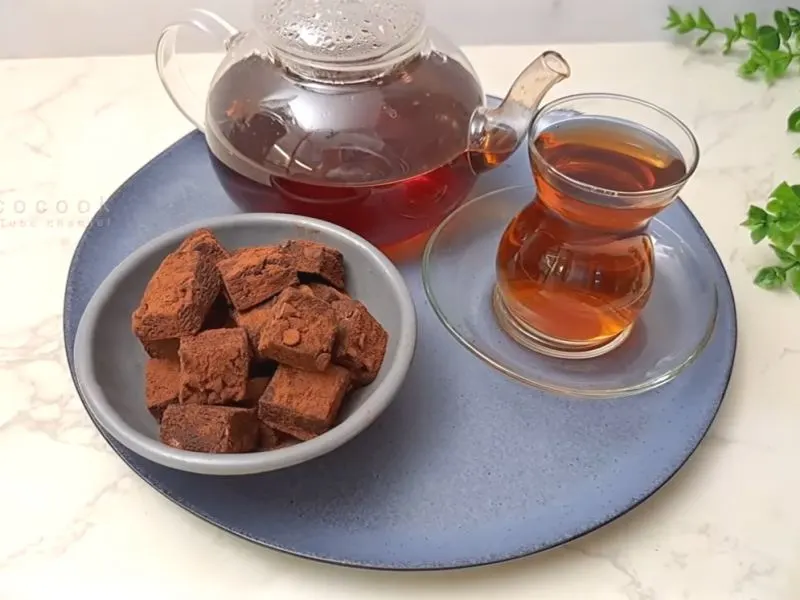 تصویر مرتبط با ۳ مدل شیرینی فوری بدون فر، روغن و آرد برای چای عصرانه سالم