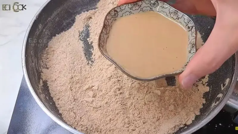 تصویر مرتبط با ۳ مدل شیرینی فوری بدون فر، روغن و آرد برای چای عصرانه سالم