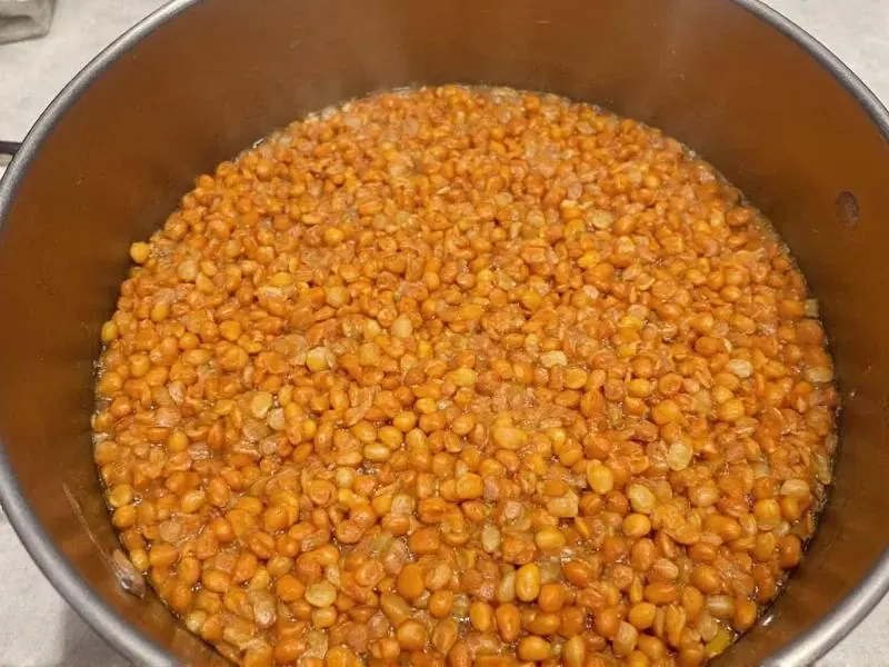 تصویر مرتبط با روش تهیه دمپخت عدس؛ غذایی ساده و خوشعطر برای یک وعده دلچسب