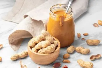 بادام زمینی؛ حبوبات یا مغز؛ تصویر بادام زمینی و توضیح جایگاه آن در خا