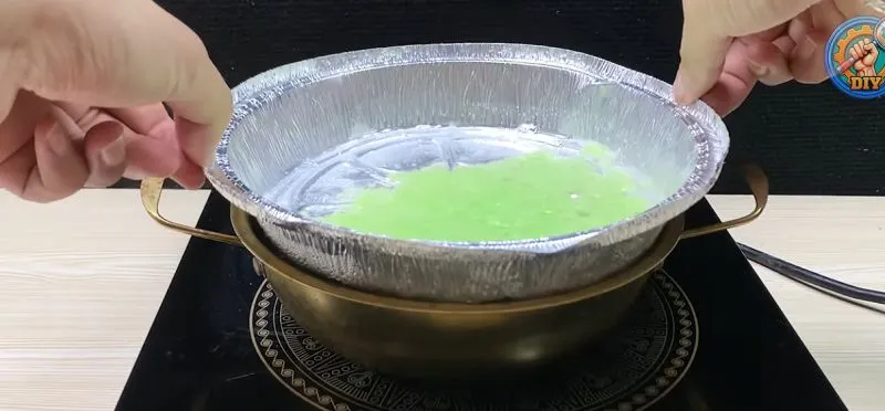 تصویر مرتبط با روش خانگی وازلین برای تمیز کردن و براق کردن کفش چرمی