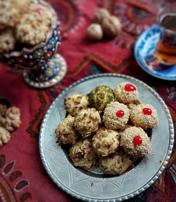 تصویر مرتبط با طرز تهیه کلوچه و نان شیرینی خانگی نرم و خوشعطر با دستور ساده