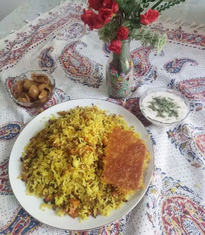تصویر مرتبط با طرز تهیه دمپخت عدس و کلم شیرازی؛ غذای سنتی ساده و خوشعطر