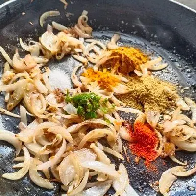 تصویر مرتبط با طرز تهیه کاری لپه هندی؛ غذای ادویهای خوشطعم و متفاوت
