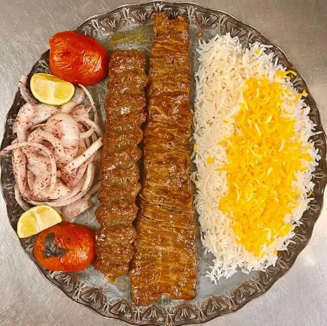 تصویر مرتبط با طرز تهیه کباب ماستی نرم و خوشعطر به سبک رستورانی