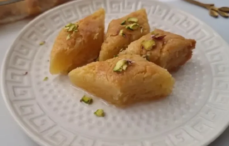 تصویر باقلوا بدون مغز خانگی ساده و خوشمزه