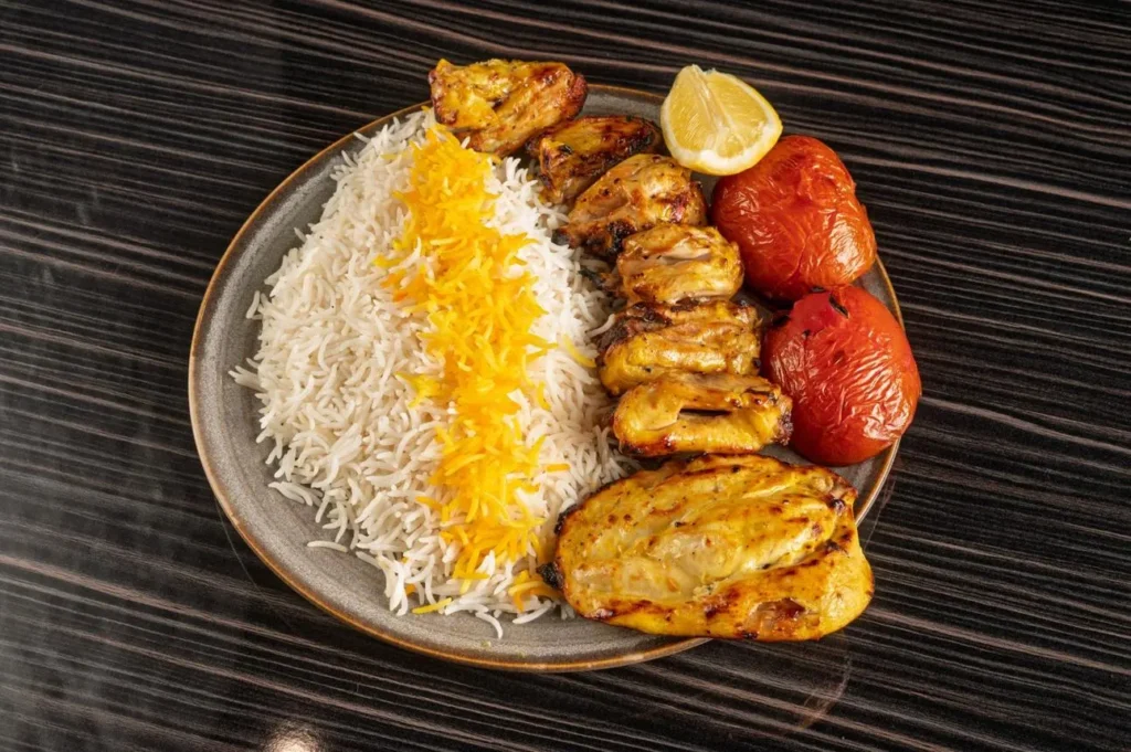 تصویر مرتبط با طرز تهیه جوجه کباب نرم و آبدار در فر با دو روش ساده