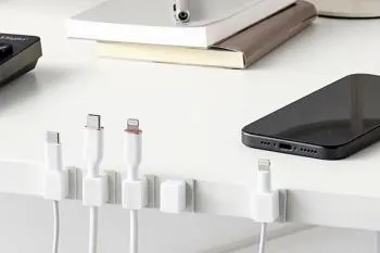 مرتب نگه داشتن شارژر موبایل؛ شارژر موبایل با کابلهای مرتب و بدون گر