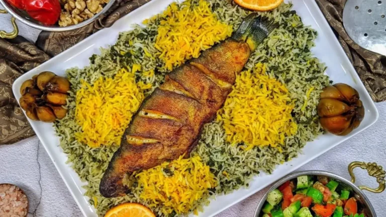 سبزی پلو با ماهی قزل آلا؛ تصویر سبزی پلو خوش‌عطر همراه ماهی قزل آلا ط