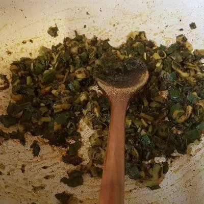 تصویر مرتبط با طرز تهیه آش آبکشی قوچان؛ آش محلی بدون حبوبات با طعم ترش و دلپذیر