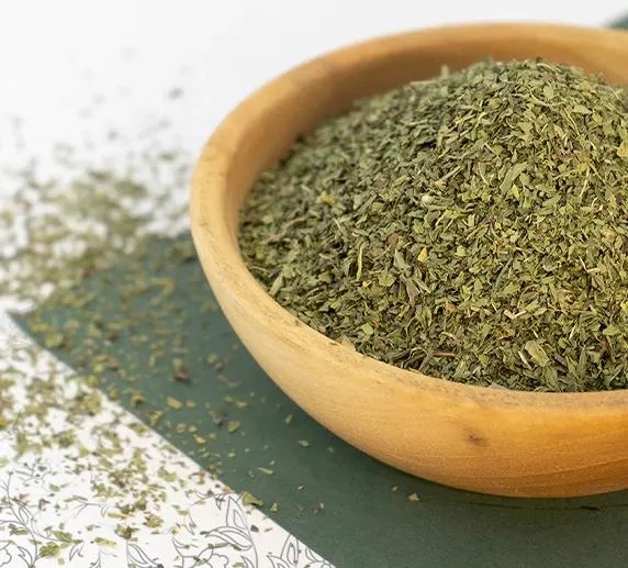 پیازداغ خانگی برای تزئین آش آبکشی