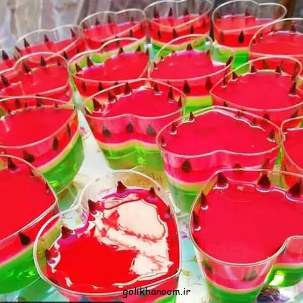 تصویر مرتبط با ایده‌های خلاقانه تزیین ژله یلدا برای مدرسه با طرح‌های رنگارنگ