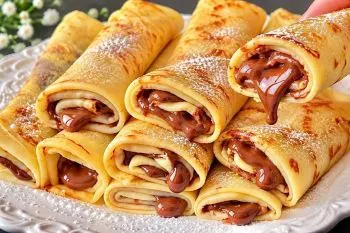 طرز تهیه کرپ فرانسوی؛ تصویر مراحل تهیه کرپ فرانسوی نرم و ابری بدون شی