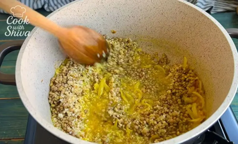 تصویر مرتبط با دستور پخت آش بادمجان سنتی بروجرد؛ طعمی اصیل و کشدار