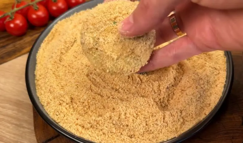 تصویر مرتبط با طرز تهیه کوکوی اقتصادی با سیب زمینی و تخم مرغ به روش ساده و خوشمزه