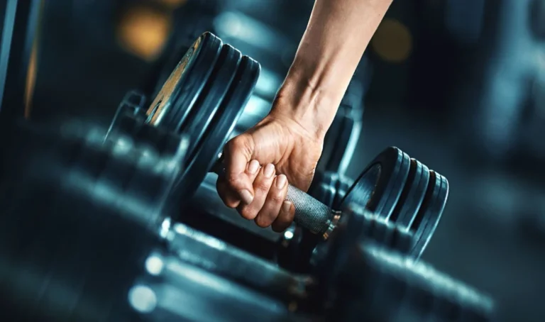 وزنه زدن روزانه؛ تمرین با وزنه و تأثیرات آن بر بدن