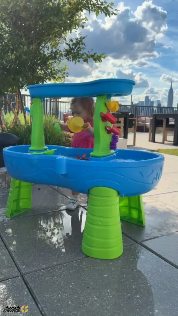 میز آببازی Step2 Ball Buddies Adventure Center با توپهای رنگی و دو سطح بازی