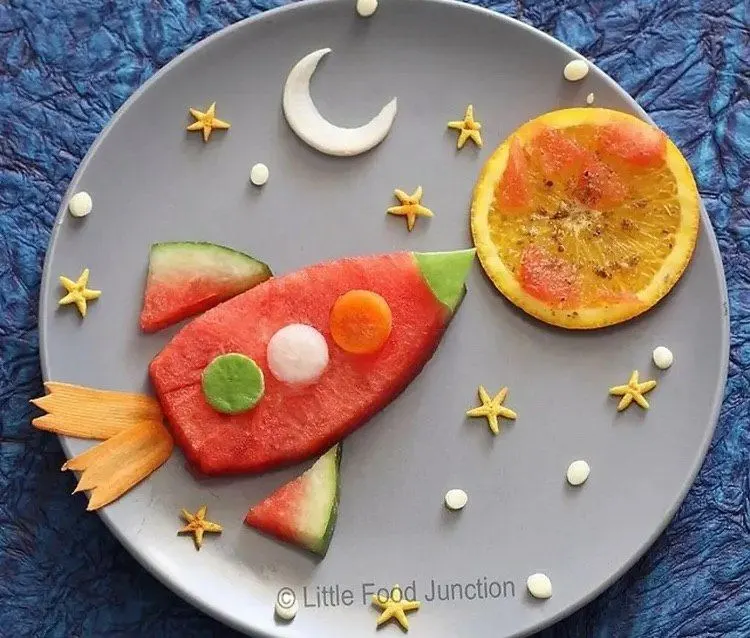 تصویر مرتبط با ۱۸ روش خلاقانه برای تزیین بشقاب میوه با طرحهای جذاب
