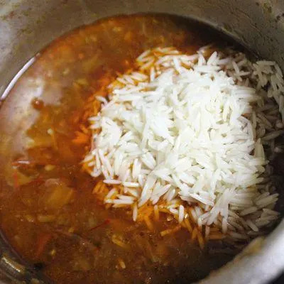 تصویر مرتبط با طرز تهیه پلو گوشت عربی با طعمی رستورانی و گوشت نرم