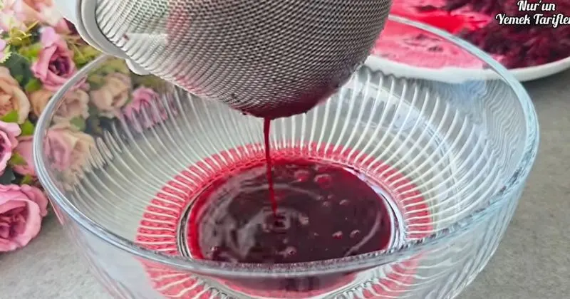 تصویر مرتبط با طرز تهیه نان لواش چغندر در تابه بدون نیاز به فر