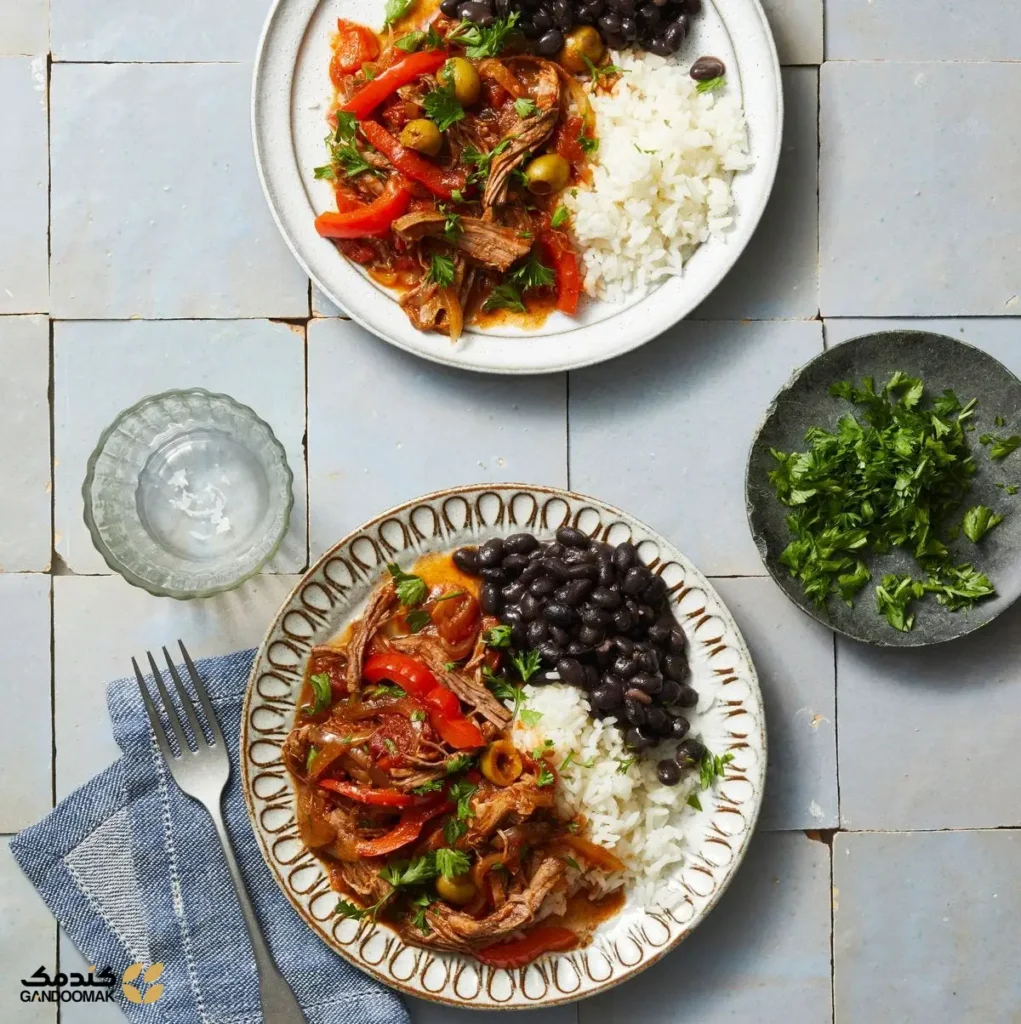 خورشت سبزیجات با بادام‌زمینی و سیب‌زمینی شیرین