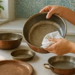 براق کردن ظروف مسی؛ ظروف مسی براق و تمیز در آشپزخانه