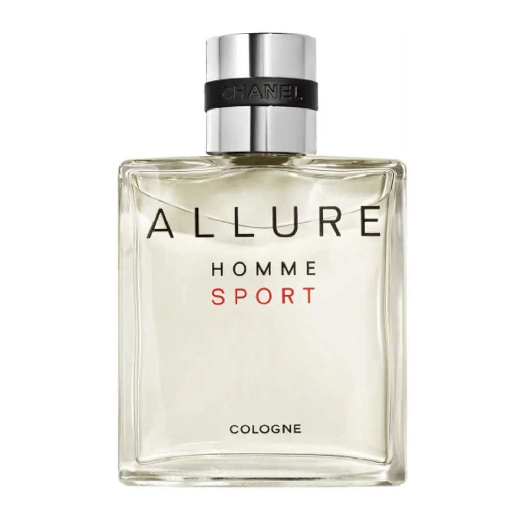 بطری عطر Dolce & Gabbana Light Blue با فضای تابستانی و مرکباتی