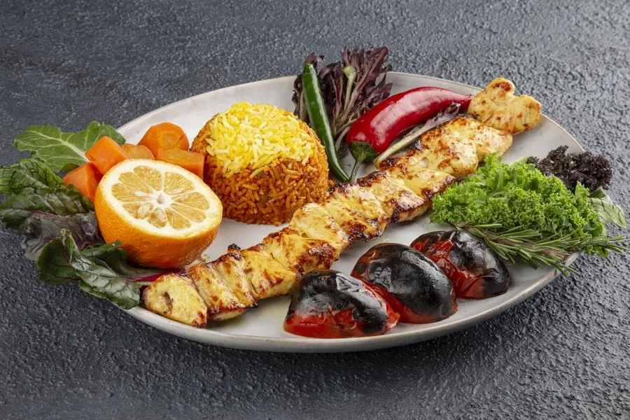 تصویر مرتبط با طرز تهیه جوجه کباب نرم و آبدار با ماست و زعفران در خانه