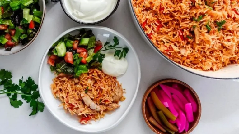 طرز تهیه استانبولی با مرغ؛ تصویر استانبولی با مرغ با دانه‌های برنج پ