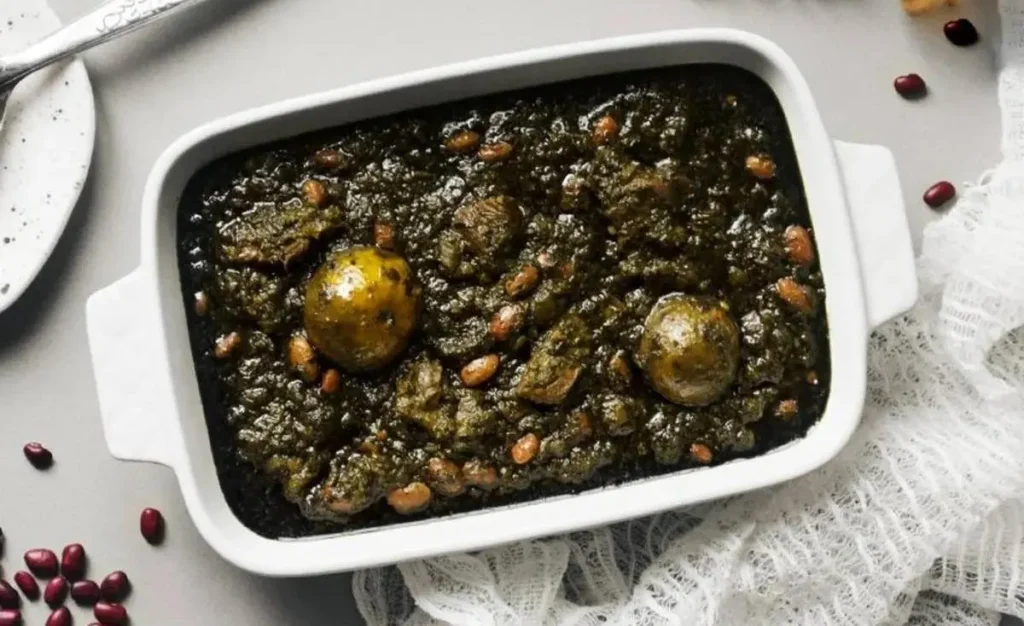 تصویر مرتبط با طرز تهیه قلیه تخم مرغ جنوبی با طعمی ترش و معطر