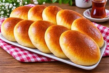نان شیرمال خانگی با بافت نرم و طلایی