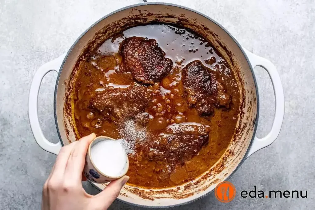 تصویر مرتبط با طرز تهیه مرغ با سس انار و گردو؛ نسخهای ساده و سریع از فسنجان