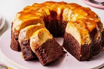 طرز تهیه فلن کیک شکلاتی؛ تصویر مراحل تهیه فلن کیک شکلاتی